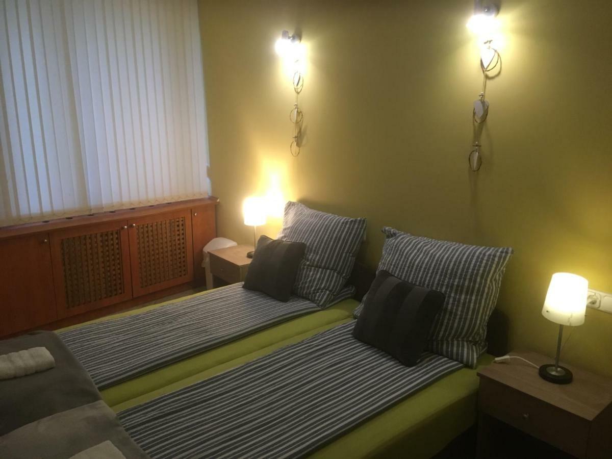 Ferienwohnung Agnes Asszony Apartmanja Hódmezővásárhely Exterior foto